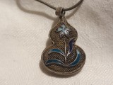 Argint MEDALION ornat cu FLOARE in EMAIL si FILIGRAN manopera EXCEPTIONALA piesa DE COLECTIE