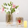 Suport lumanare/flori artificiale din sticla, cadru fier, auriu