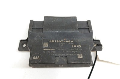 Unitate de control Gateway AUDI A4 Avant 8W5, B9 2016 OEM: 4M1907468A,A2C74997806 26367069 foto