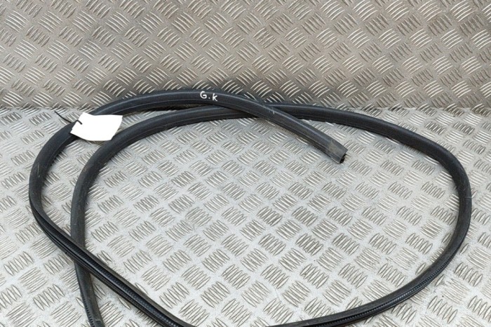 Garnitura ușă st&acirc;nga spate ISUZU D-MAX II TFR, TFS 2014 OEM: 8982018930 | 27548578