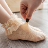 Sosetele cu model din tesatura si volanas din organza (Marime Disponibila: