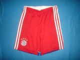 Cumpara ieftin PANTALONI DE COPII BAYERN MUNCHEN ADIDAS ORIGINALI