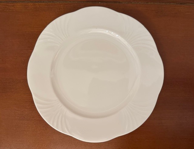 FARFURIE DIN PORTELAN FIN- MARCAJ VILLEROY BOCH- ARCO WEISS- BONE CHINA D21,5CM