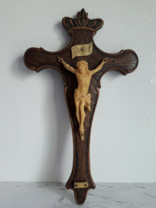 Crucifix Vechi Din Lemn foto