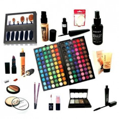 Kit makeup cu trusa 120 de culori nr 03 Jelly foto