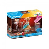 Cumpara ieftin Playmobil - Set Cadou Cantareata De Muzica Country