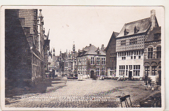 bnk cp Belgia - Anvers 1930 - Vielle belgique - Place des Guildes