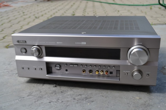 Amplificator Yamaha RX V 2400 RDS