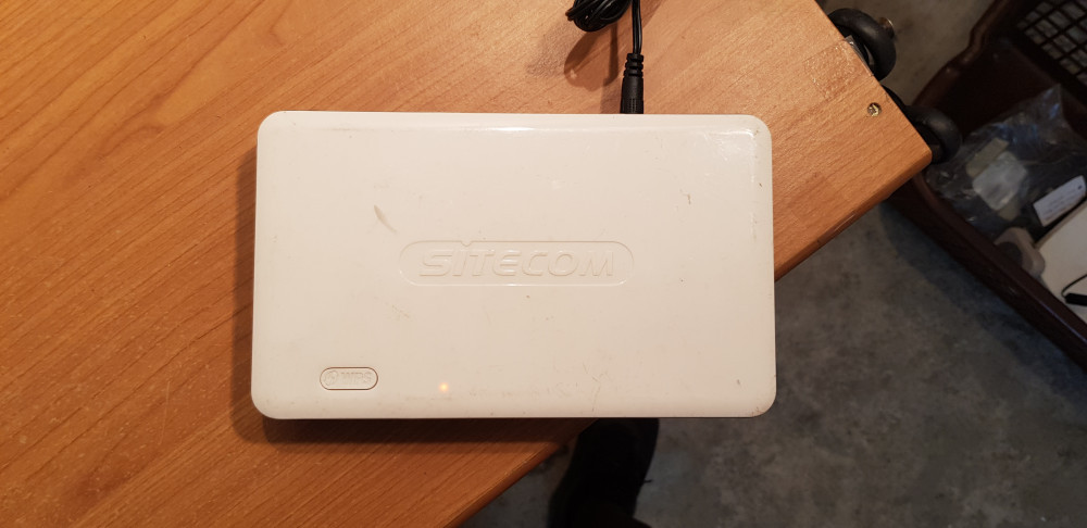 Router Wireless Sitecom 8FF0D8 Gigabit wireless 300n X3 router | arhiva  Okazii.ro