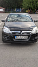 Opel Astra H foto