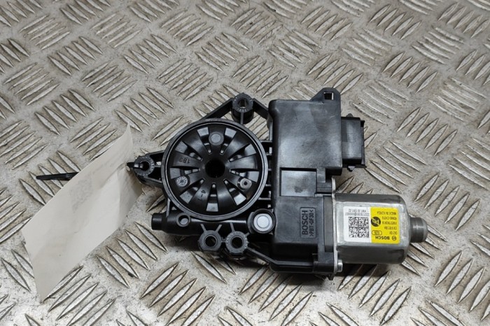 Motor macara geam ușă dreapta față KIA EV6 CV 2022 OEM: 82460-CV010 22906212