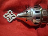 Candela vintage de masa stil ortodox bizantin Argintie,interior sticla rosie pentru ulei sau lumanare,pt.masa sau coltul de rugaciune al casei