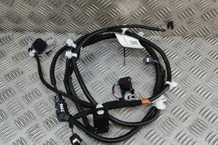 Cablaj senzor de parcare spate TOYOTA YARIS CROSS MXP_ 2023 OEM: 82182-0D390-C,82182-0D390 | 31998569