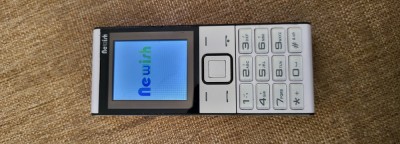 Telefon dualsim Rar Newish I550 White Livrare gratuita! foto