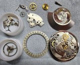 Mecanism ceas elvetian vintage DOXA Automatic 25 rubine, data la 6, calibrul 116