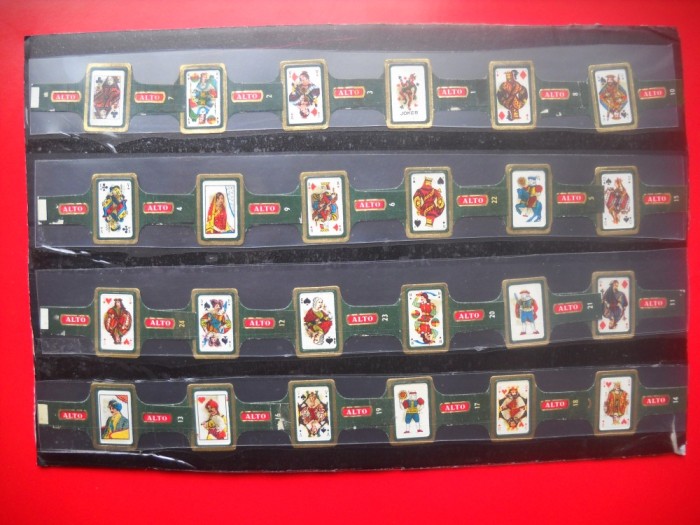 HOPCT LOT NR 82CARTI DE JOC -24 BUC-ETICHETE VECHI DE TRABUCURI/ CIGARS LABELS -COLECTIE DE LUX-