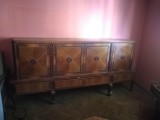V&acirc;nd șifonier (mobilă stil vintage).