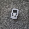Buton geam ușă st&acirc;nga spate BMW 1 F20 2011 OEM: 9208106 2476810