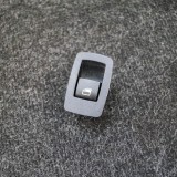 Buton geam ușă st&acirc;nga spate BMW 1 F20 2011 OEM: 9208106 2476810