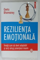 REZILIENTA EMOTIONALA de GEETU BHARWANEY , 2020 , COPERTA CU URME DE INDOIRE SI DE UZURA foto