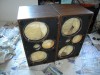 2 cutii din lemn pentru boxe ce provin din boxele Summit XP 150, au si fetele de protectie din aluminiu si sigla