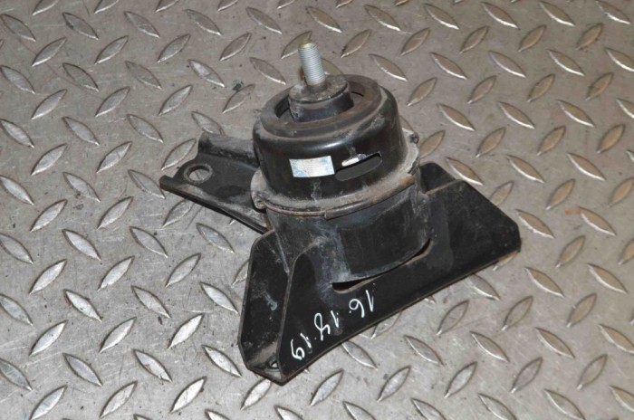 Suport motor dreapta SSANGYONG TIVOLI 2015 13892314