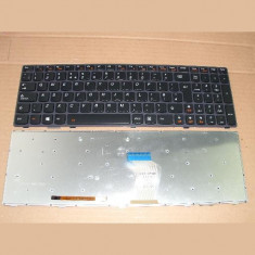 Tastatura laptop noua LENOVO Y580 Gray Frame Black (Backlit,WIN8) UK