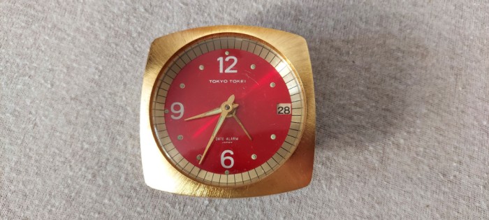 CEAS MECANIC TOKYO TOKEI DATE ALARM JAPAN NU FUNCTIONEAZA .