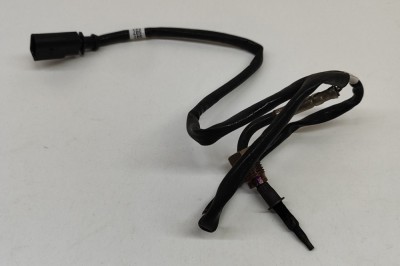 Senzor de temperatură VW PASSAT B8 3G2 2018 OEM: 04L906088BD | 22275633 foto
