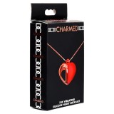 Stimulator clitoris CHARMED Heart Necklace, pandantiv &icirc;n formă de inimă pe colier, 10 funcții de vibrație, roșu cu auriu