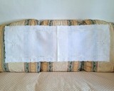 Napron/ Centru de masa Vintage din In cu broderie manuala florala- ALB