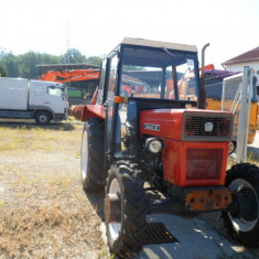 Tractor UTB 445