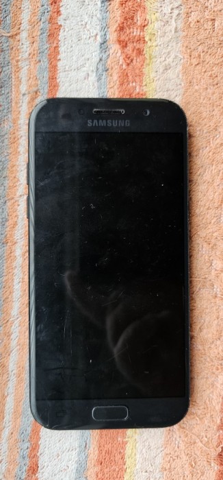 SAMSUNG GALAXY A5 , MODEL SM-A520F , DISPLAY SPART , CITITI DESCRIEREA ,