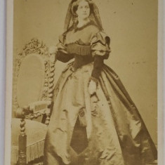 FOTOGRAF LANGERER , VIENA , CONTESA BELCREDI ,SOTIA MINISTRULUI PREZIDENT BELCREDI ( 1865 - 1867 ) , FOTOGRAFIE TIP C.D.V. , SFARSITUL SEC. XIX
