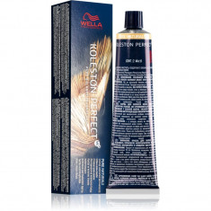 Wella Professionals Koleston Perfect ME+ Pure Naturals Culoare permanenta pentru par culoare 4/00 60 ml