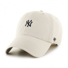 47brand șapcă MLB New York Yankees culoarea alb, cu imprimeu B-BSRNR17GWS-NT