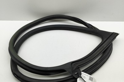Garnitura ușă st&amp;acirc;nga față AUDI E-TRON GT 2023 OEM: 9J1831721A | 31454232 foto