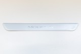 Ornament prag dreapta față TESLA MODEL 3 2018 OEM: 1090844-00-C 10884777