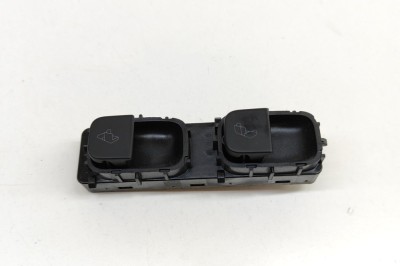 Comutator TESLA MODEL Y 2022 OEM: 1493286-00-B 23791918 foto
