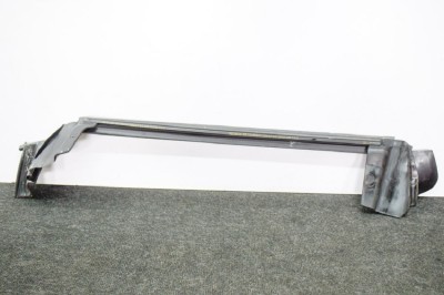 Chedar geam ușă dreapta spate TESLA MODEL 3 2018 OEM: 1090504-00-F,1090503-00-F 11374046 foto