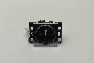 Ceas interior VW PASSAT Variant B7 365 2012 OEM: 3AA919204A | 30293494 foto