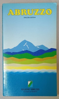 ABRUZZO , GUIDE DE AGOSTINI , ENGLISH EDITION , 1990 foto