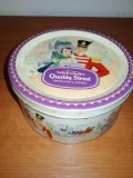 Cutie metalica veche de colectie Mackintosh&rsquo;s Quality Street Anglia cutie reclama vintage de ciocolata