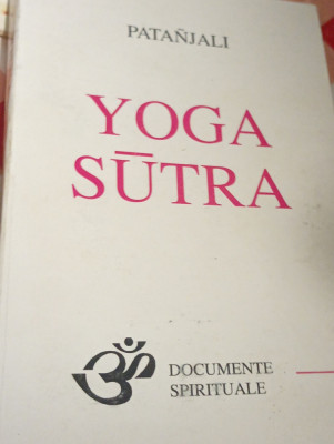 YOGA SUTRA PATANJALI EDITIE BILINGVA foto