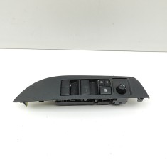 Buton geam ușă dreapta față TOYOTA COROLLA Estate _E21_ 2023 OEM: 84040-02560,74231-02F80 32754152