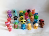 bnk jc Figurine Magic Box - lot 30 bucati