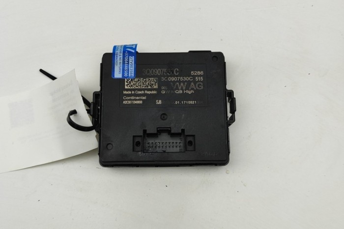 VW PASSAT Variant B8 3G5 2017 OEM: 3Q0907530C SKU: 30752180