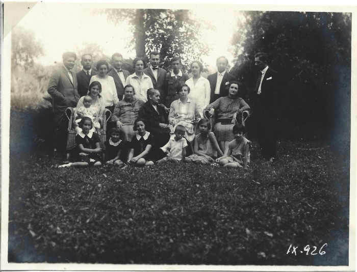 A3917N Lucian Blaga, Cornelia Blaga născută Brediceanu, Cornelia Brediceanu născută Rădulescu, Caius Brediceanu și frații Dobrin la Lugoj, 1926
