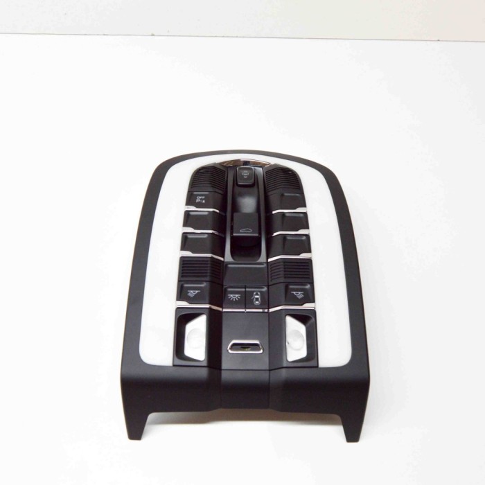 Iluminare interioară PORSCHE MACAN DKN 2019 OEM: 7PP919211E,7PP959551JC,7PP.919.211.E,7PP959728A,7PP035711A,7PP.035.711.A,7PP.919.317,7PP.959.551.JC,7