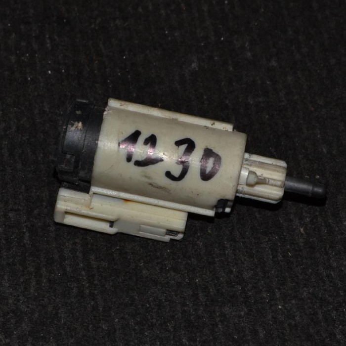 Alt modul de control VW JETTA III 1K2 2006 OEM: 8E0927189B19322005 2050879